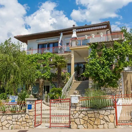 Susanne Apartament Novi Vinodolski