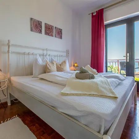 Susanne Apartment